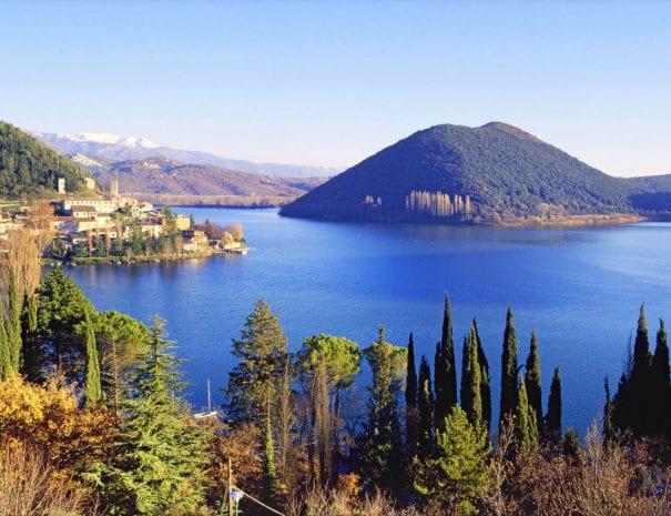 Il lago di Piediluco e il monte Eco