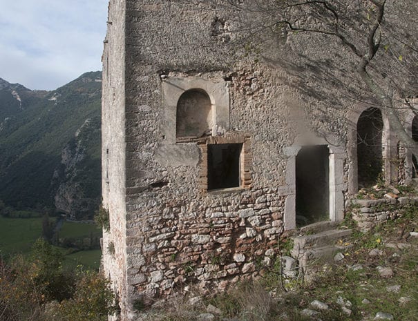 Il borgo fantasma di Umbriano